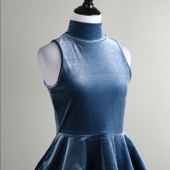 NWT Ronny Bobo Velvet Peplum tops - Picture 3 of 5